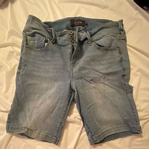 Torrid Jegging Shorts (Bermuda) Sz 16